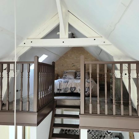 Вилла Le Petit Logis Blere Экстерьер фото
