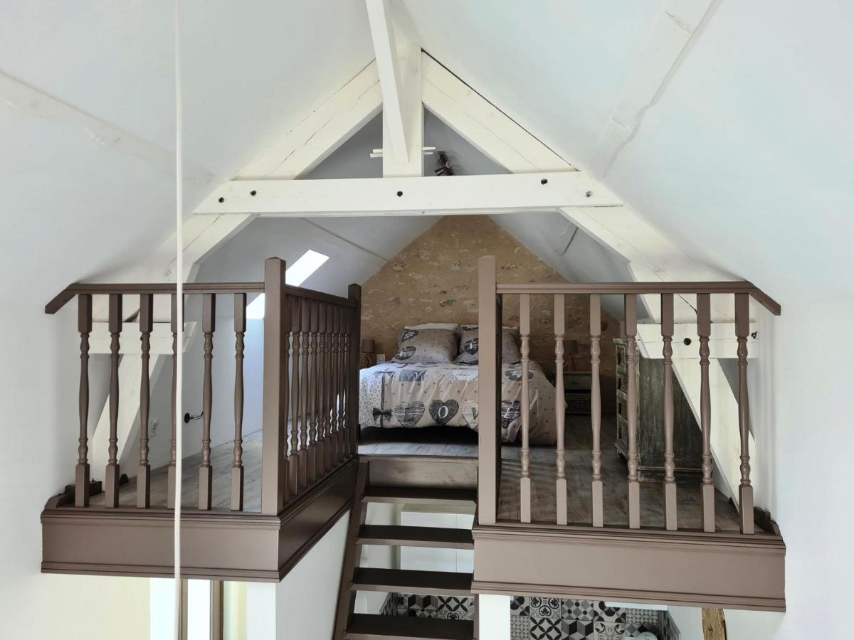 Вилла Le Petit Logis Blere Экстерьер фото